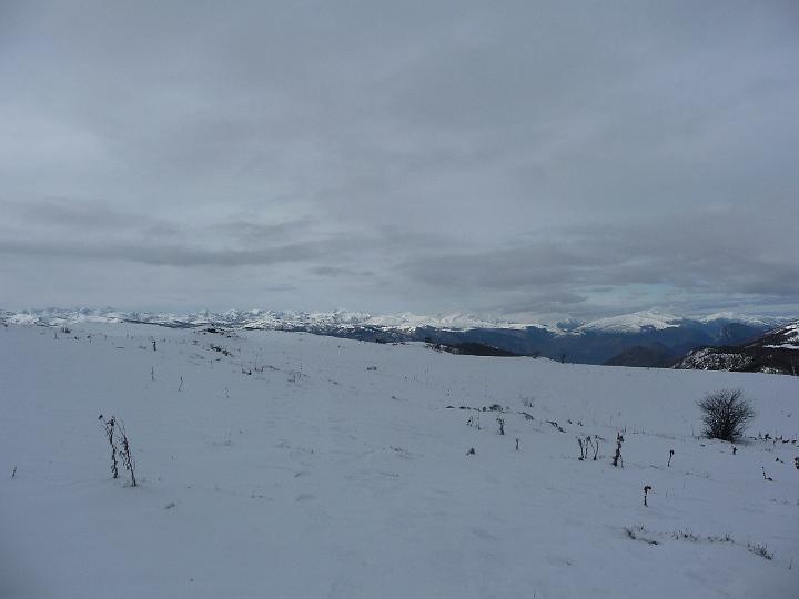 PTEAM_PicDoulent_2009 006.jpg - La vue s'ouvre sur les montagnes Ariègeoises